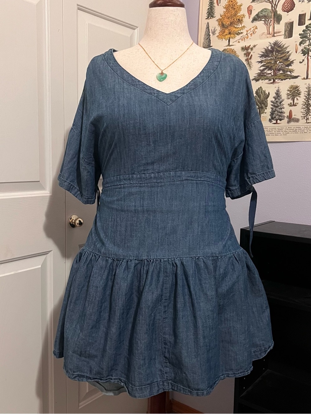 V-Neck Short Sleeve Dress with waist ties - Blue Denim